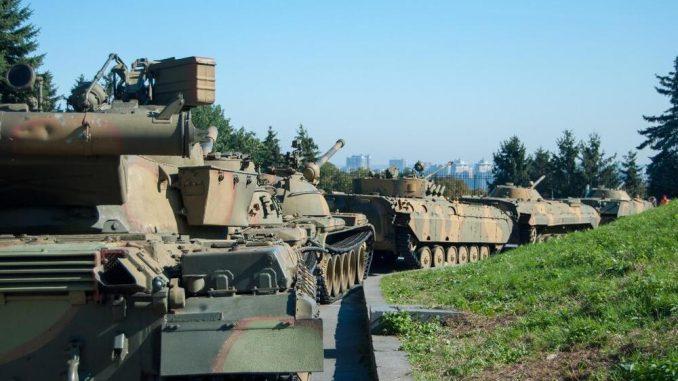 Army Convoy Spotted 40 Miles Long North of Kyiv